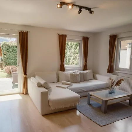 Margret By Interhome * Längenfeld