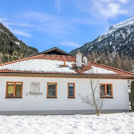 Margret By Interhome Semesterbostad